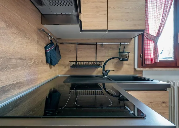 Marilyn Tra Centro E Mare *